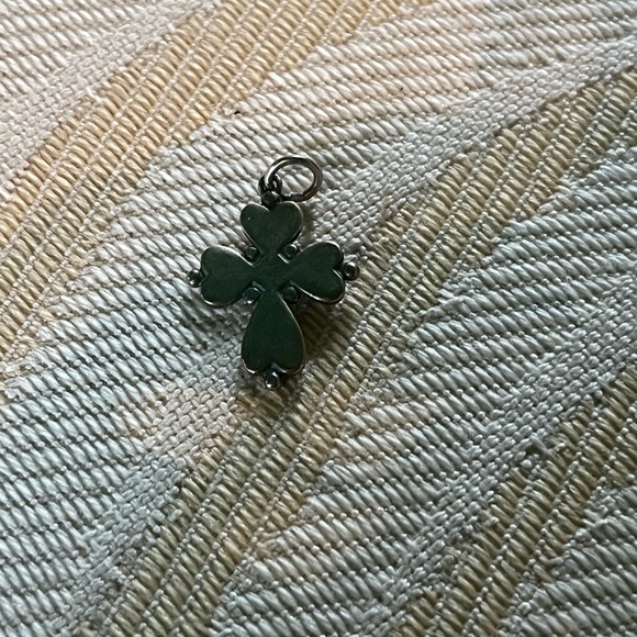 James Avery hearts devotion cross. Adorbs!!! - Picture 4 of 5